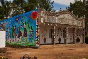 34 barefoot artists lily yeh twa 500x331